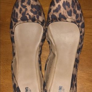 Leopard ballet flats